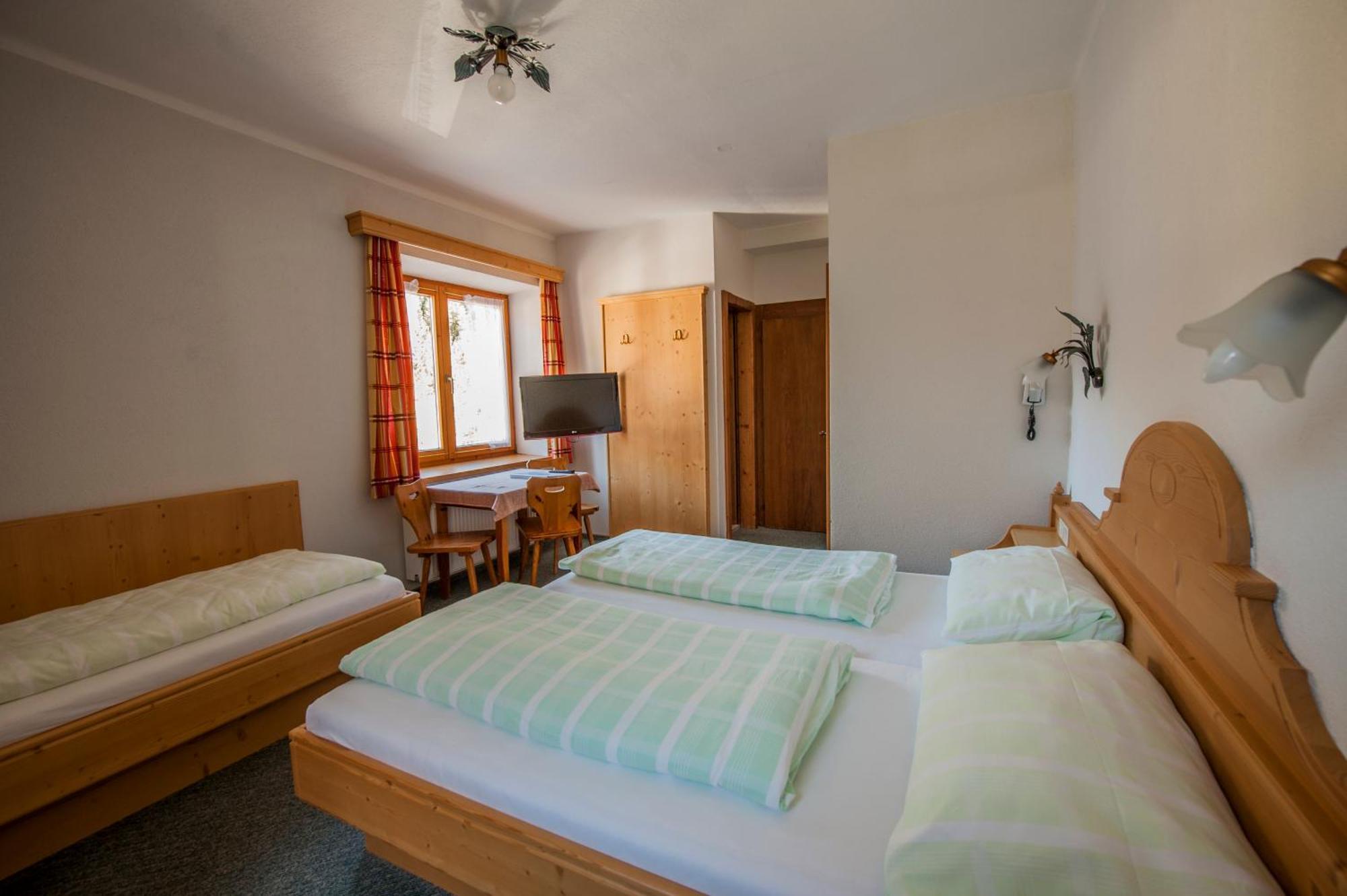 Gasthof Zur Post Hinterriss Rum bild